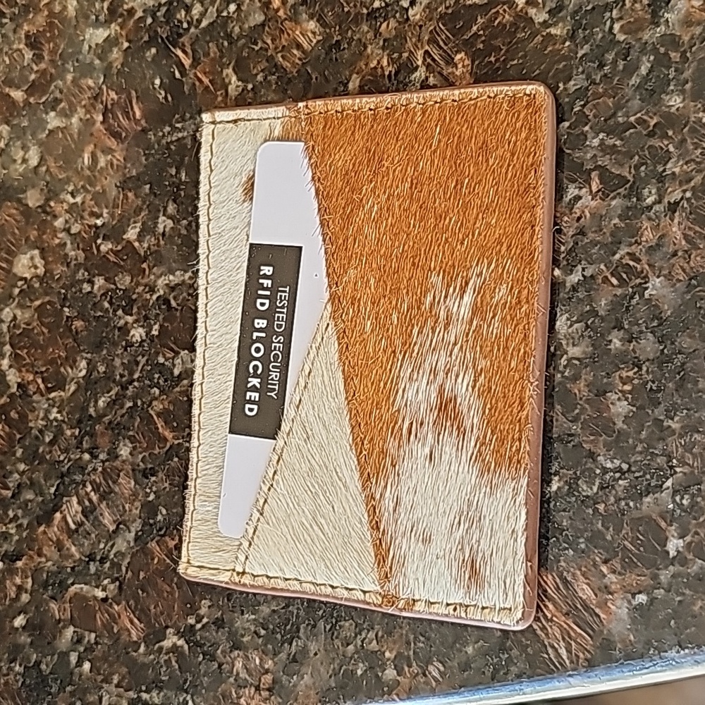 Myra card holder